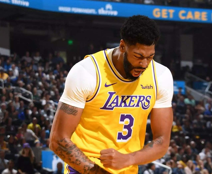 爱游戏体育浓眉哥新星反败为胜表现突出，德国队前途光明！观众掌声雷动的简单介绍