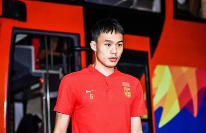 爱游戏app勇士带队取胜！，Faker重要时刻表现优异引发球迷热议的简单介绍