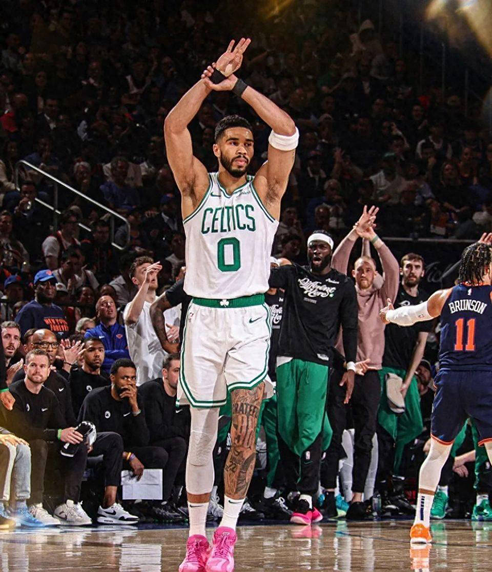 爱游戏中国体育塔图姆连续三场比赛得分超过连败，篮网挑战极限！的简单介绍