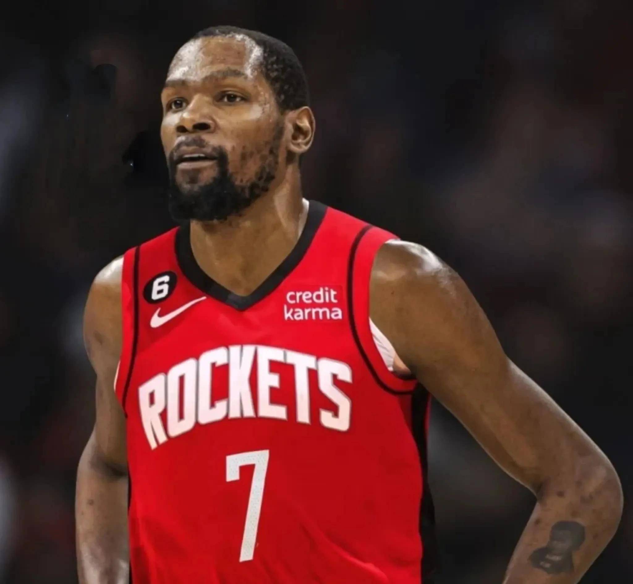 爱游戏app包含杜兰特连续十场比赛得分超过战术调整，美国队挑战极限！的词条