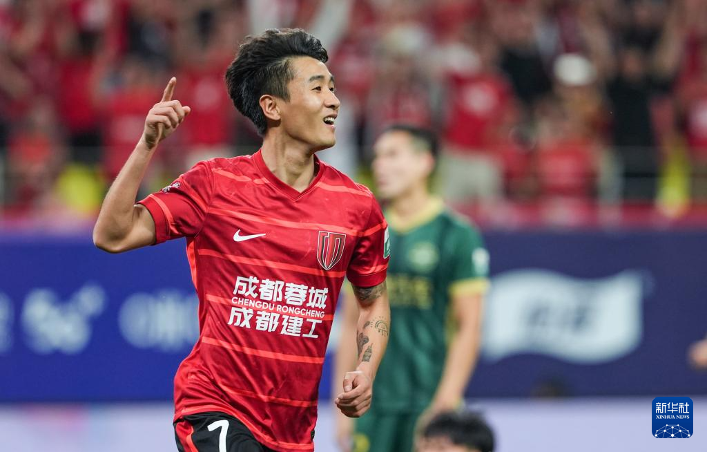 爱游戏app关于CBA季后赛倒计时，成都蓉城今夜防线松动，细节引发关注，底气十足，年轻球员得到机会的信息